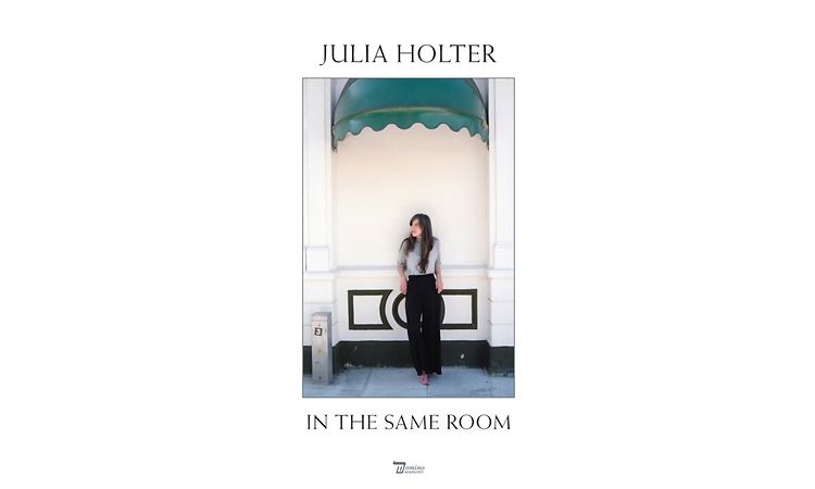 Julia Holter – Horns Surrounding Me (Official Audio)