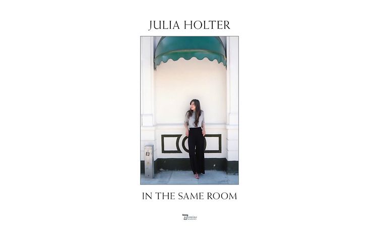 Julia Holter – Silhouette (Official Audio)