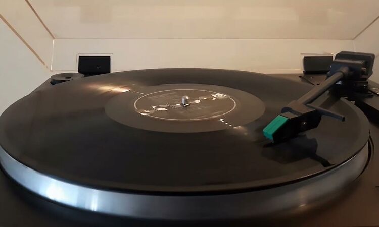 Janet Jackson – He Doesn't Know I'm Alive...yerdenizplak.com İstanbul Kadıköy