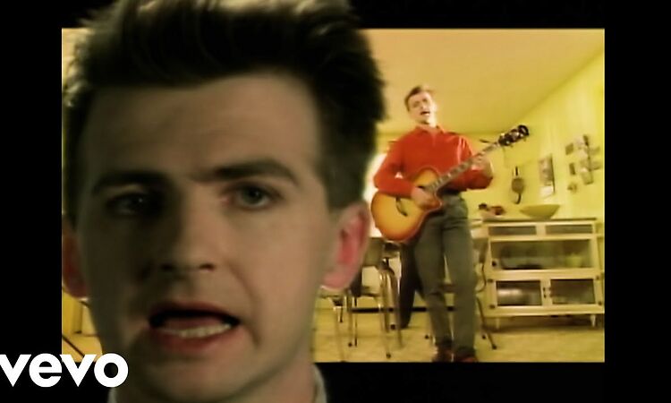 Crowded House - Don't Dream It's Over (Official Video)