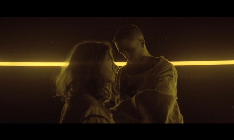 Willow by tindersticks (featuring Robert Pattinson)