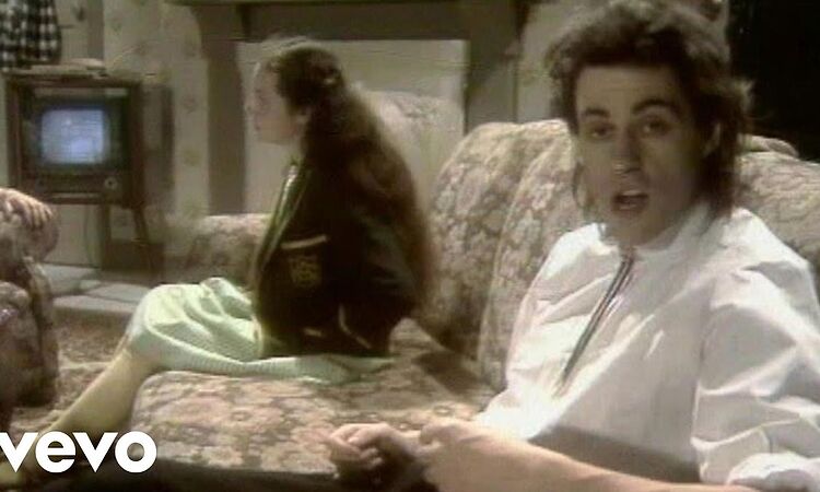 The Boomtown Rats - I Don't Like Mondays (Official Video)