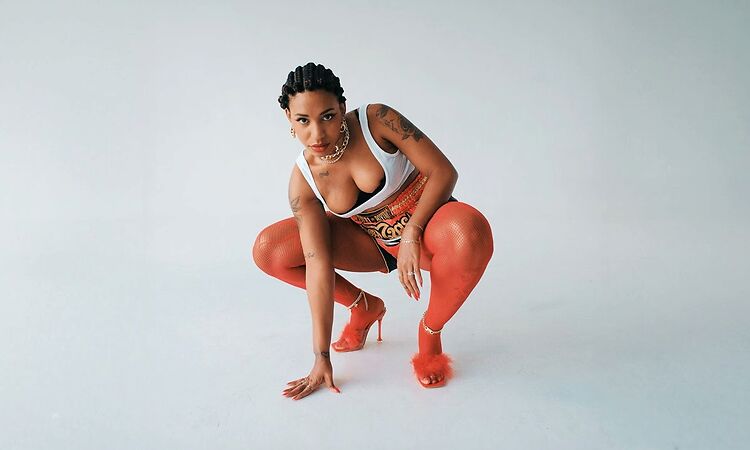 Yaya Bey - 'slow dancing in the kitchen' (Official Audio)