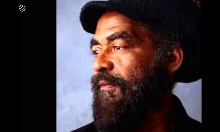 I've Got To Get Away - John Holt (HQ Audio)