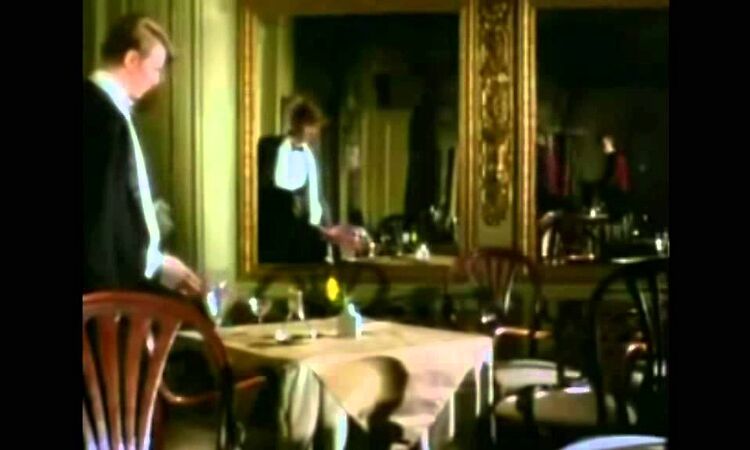 David Bowie - The Rebels The Revolutionary Song.