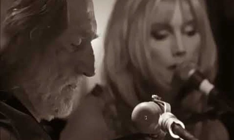 Willie Nelson - I Just Can't Let You Say Good-Bye (Live @ Teatro)