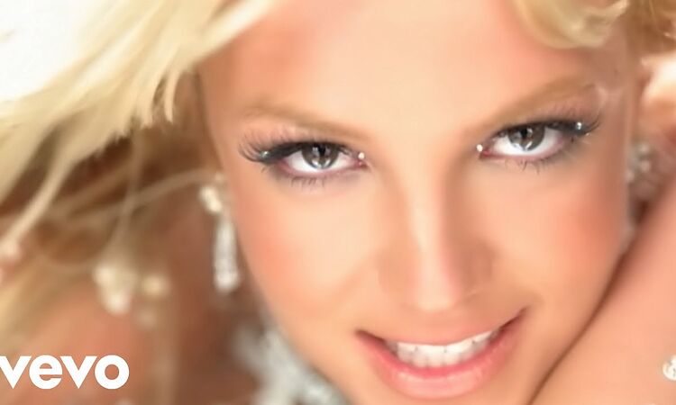 Britney Spears - Toxic (Official HD Video)