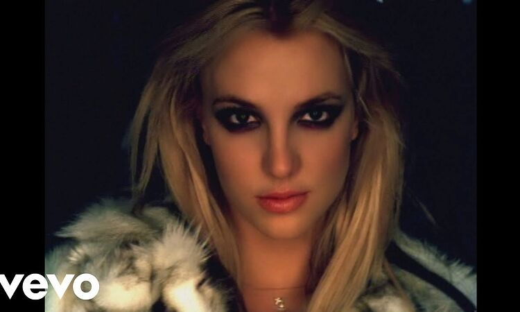 Britney Spears - Do Somethin' (Official Video)