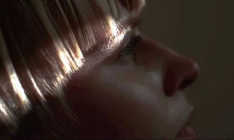 Jenny Hval ❂ Why This (HD)