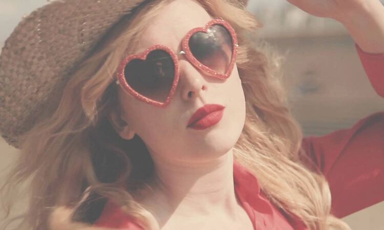 Holly Macve - No One Has The Answers