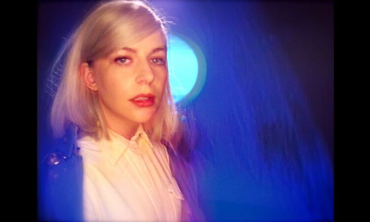 Alvvays - In Undertow [Official Video]