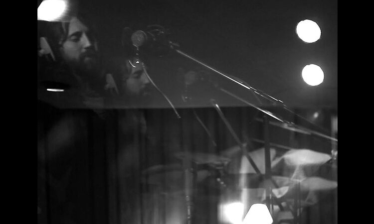 Jonathan Jeremiah - Shimmerlove (Official Video)