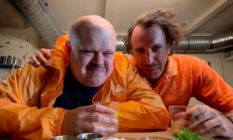 Chilly Gonzales - Nos Meilleures Vies (feat. Teki Latex) (Official Video)