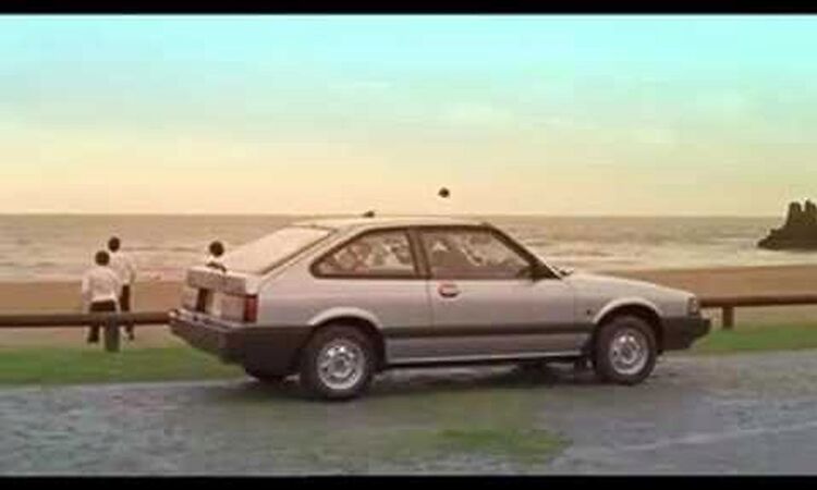 Metronomy - Heartbreaker (Official Video)