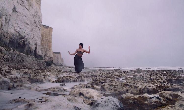 Marysia Osu ~ Seatime (Official Video)