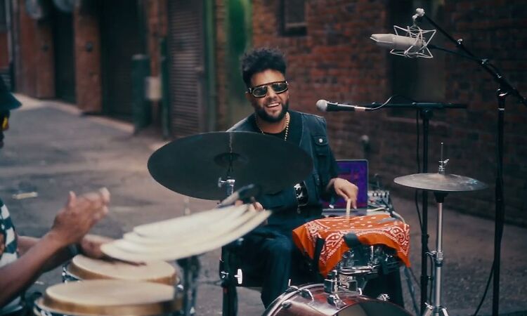 Kassa Overall - SpottieOttieDopaliscious (Outkast) - Live in Seattle