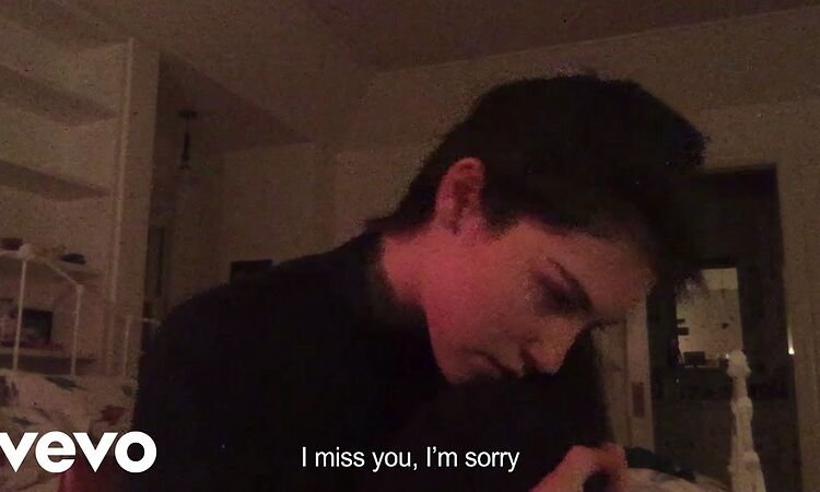 Gracie Abrams - I miss you, I’m sorry (Lyric Video)