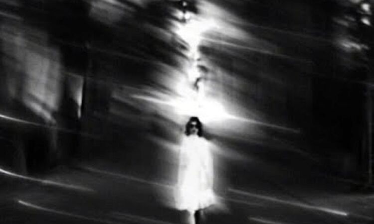 Sylvie Kreusch - Cloud 9 (Lyric Video)