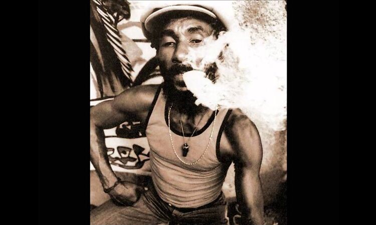 Lee Perry - Knock On Wood