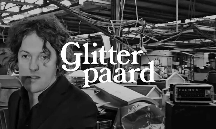  Glitterpaard - Mythomania (Official Video)