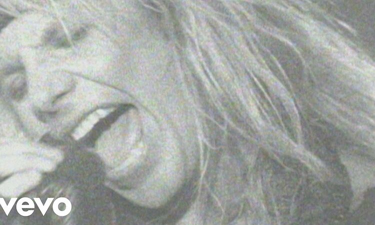 Mötley Crüe - Kickstart My Heart (Official Music Video)