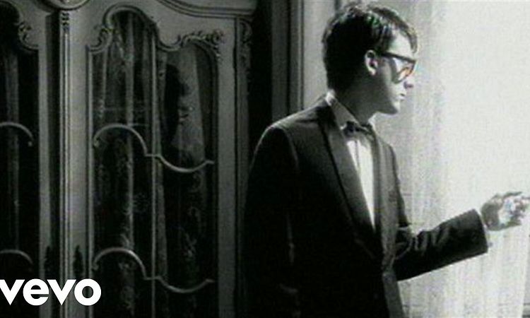 Blur - To The End