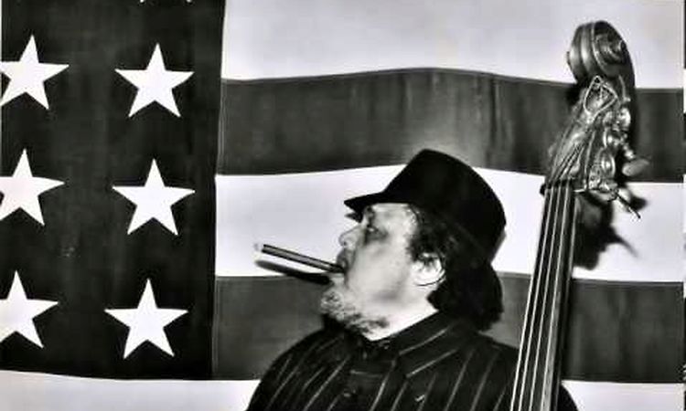 - Charles Mingus : Mood Indigo
